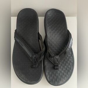 Vionic Women’s Orthotic Flip Flops Tide II Black US 7 Thong Sandals